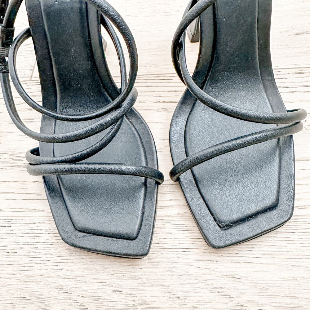 Schutz Lovi Strappy Leather Heel Sandals Black 9.5B Minimal 90s Party Glam Luxe‎ - Picture 7 of 11